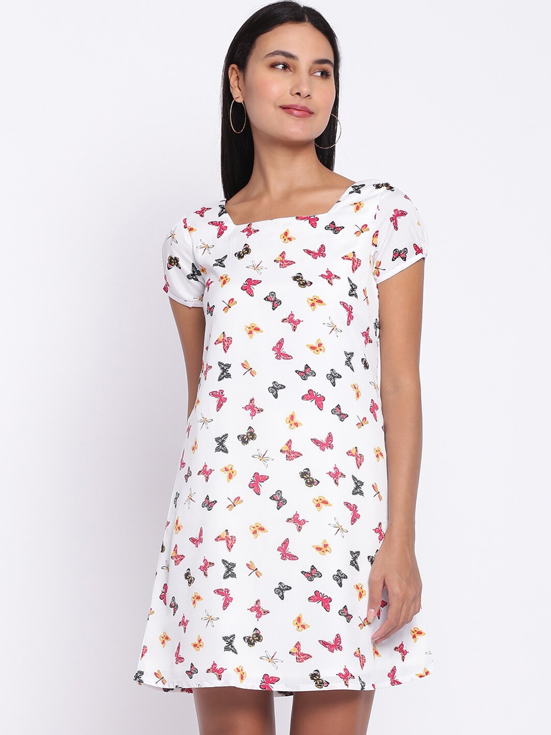 

abof Women White & Red Printed Square Neck A-Line Dress