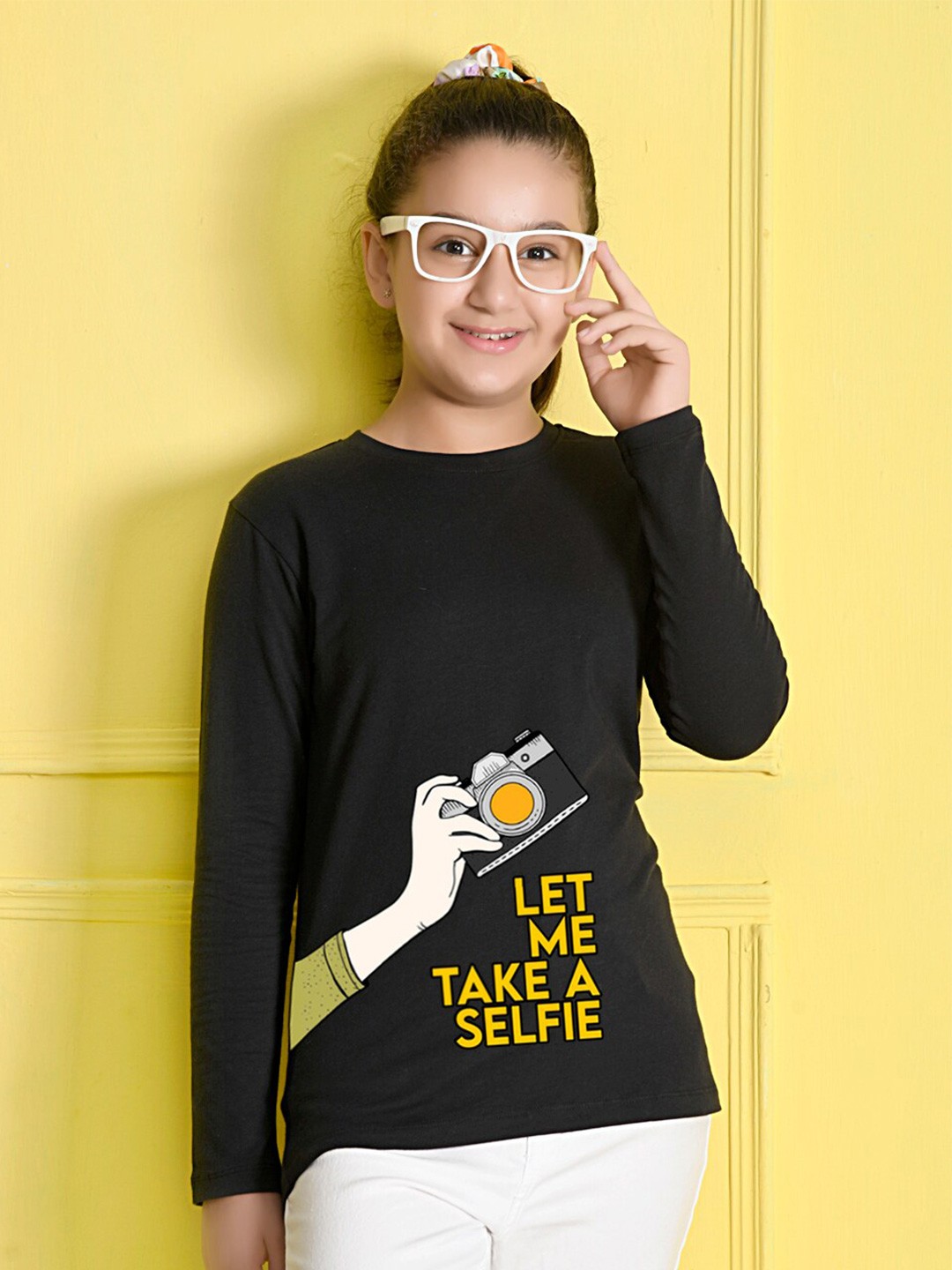 

Nusyl Girls Black Printed T-shirt