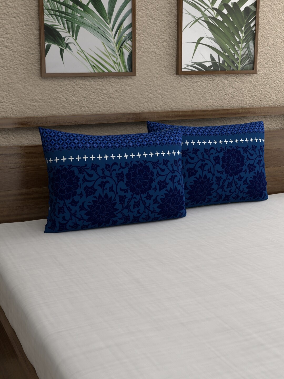 

Dreamscape Set Of 2 Blue Printed 140 TC Cotton Pillow Covers