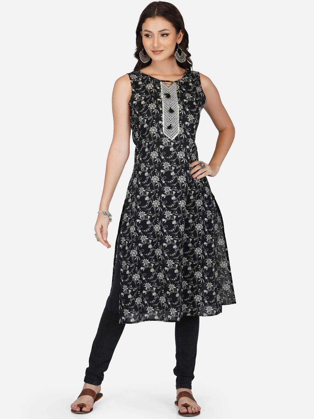 

METRO-FASHION Women Grey Floral Printed Mirror Work Floral Kurta