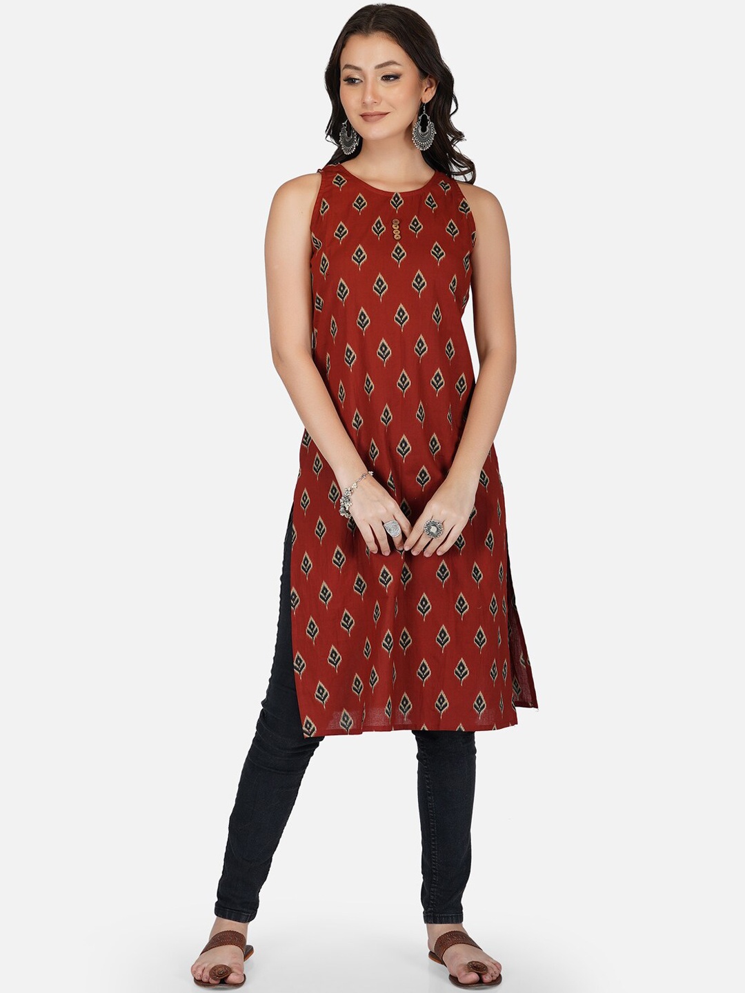 

METRO-FASHION Women Black Ethnic Motifs Thread Work Floral Kurta
