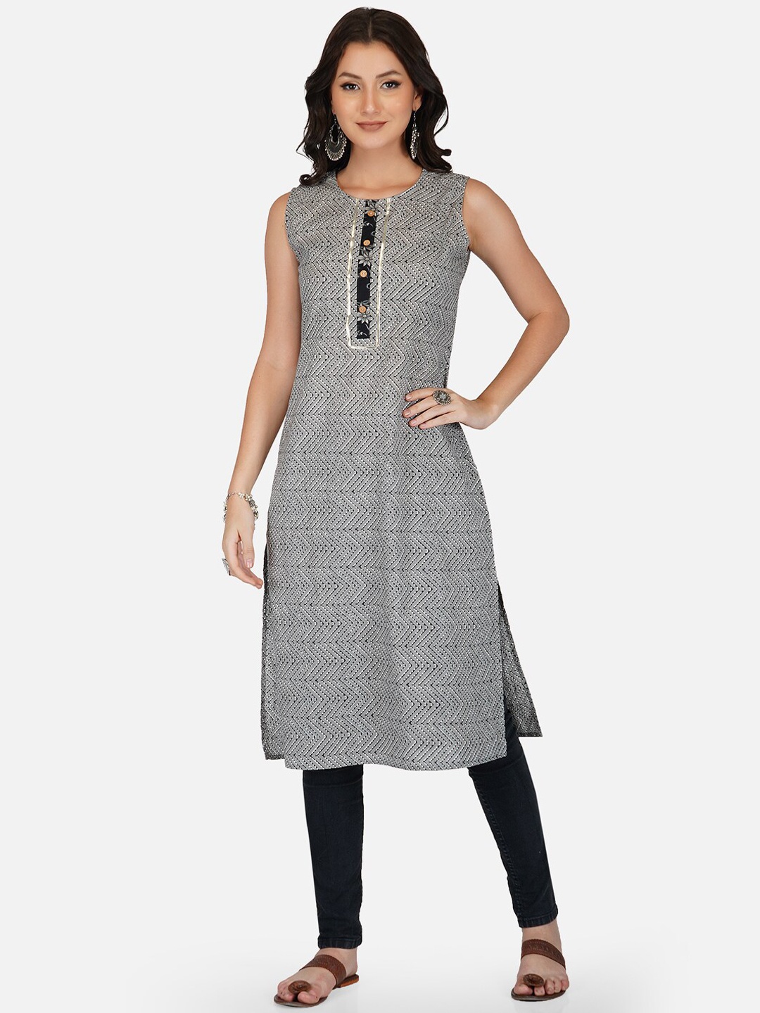 

METRO-FASHION Women Grey Printed Thread Work Asymmetric Kurta