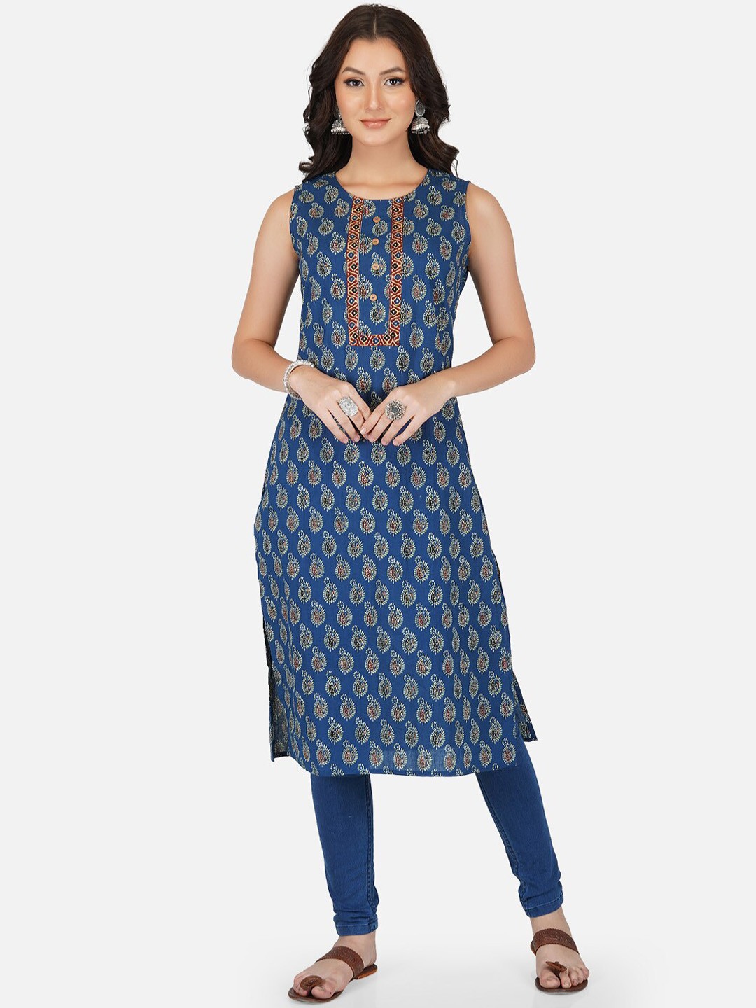 

METRO-FASHION Women Maroon Ethnic Motifs Printed Pastels Kurta