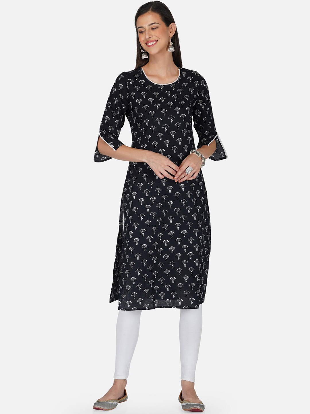 

METRO-FASHION Women Black & White Printed Straight Kurta