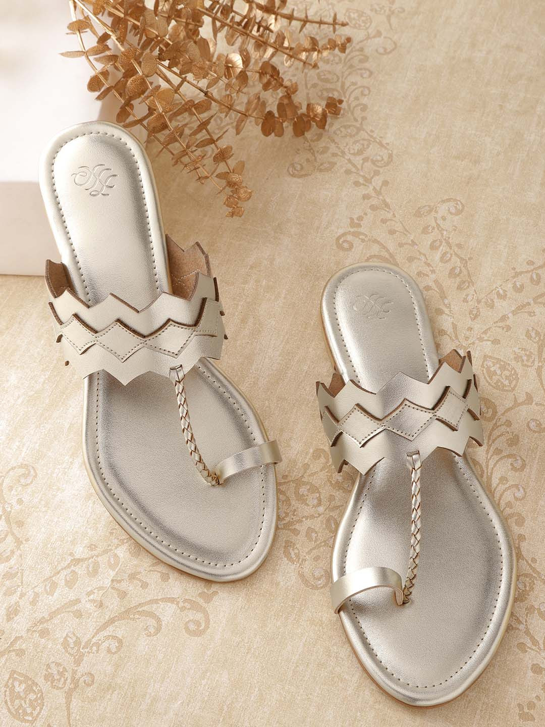 

House of Pataudi Women Golden Solid Ethnic One Toe Flats, Gold
