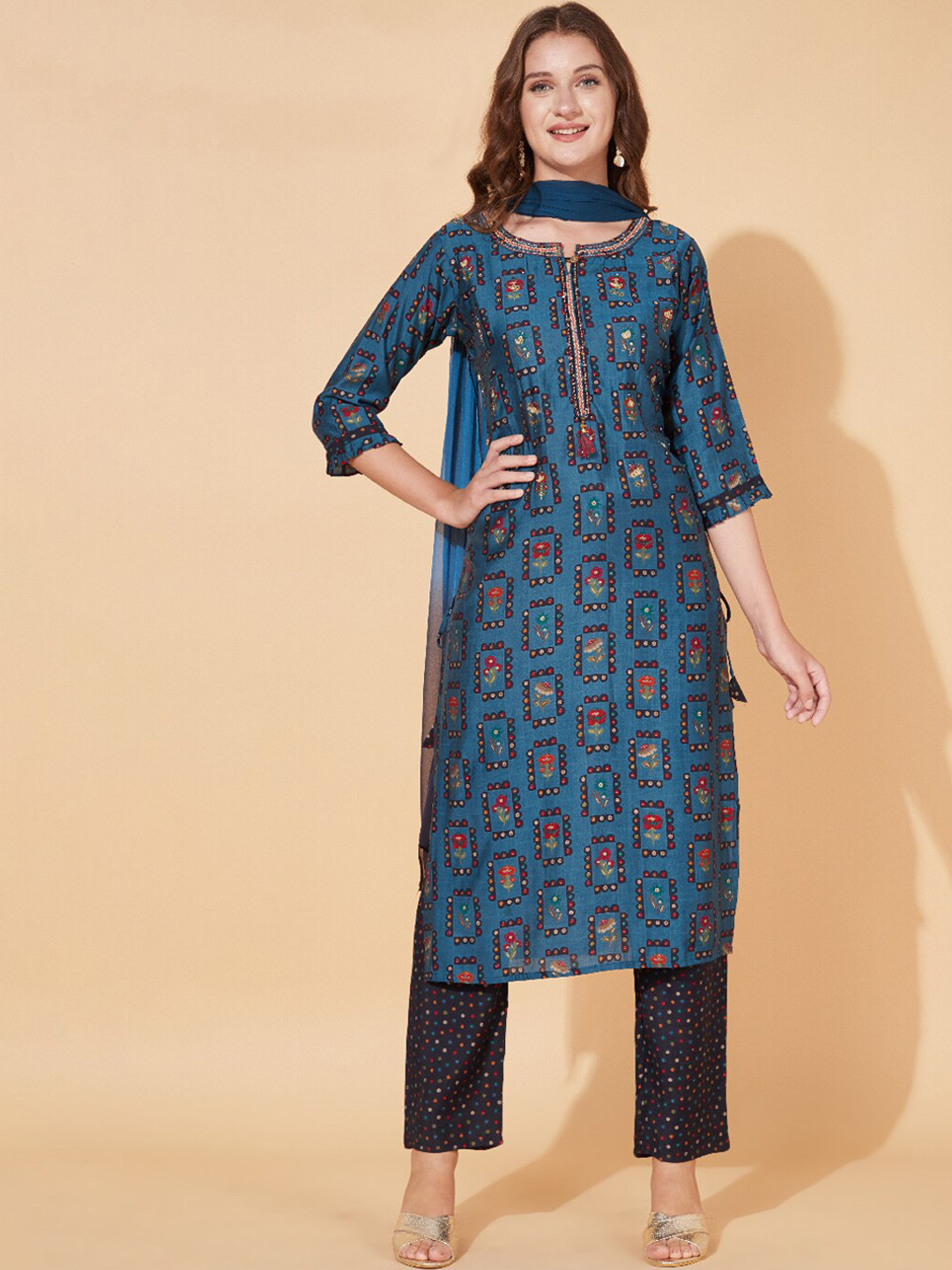 

FASHOR Women Floral Embroidered Beads and Stones Kurta with Trousers & With Dupatta, Blue