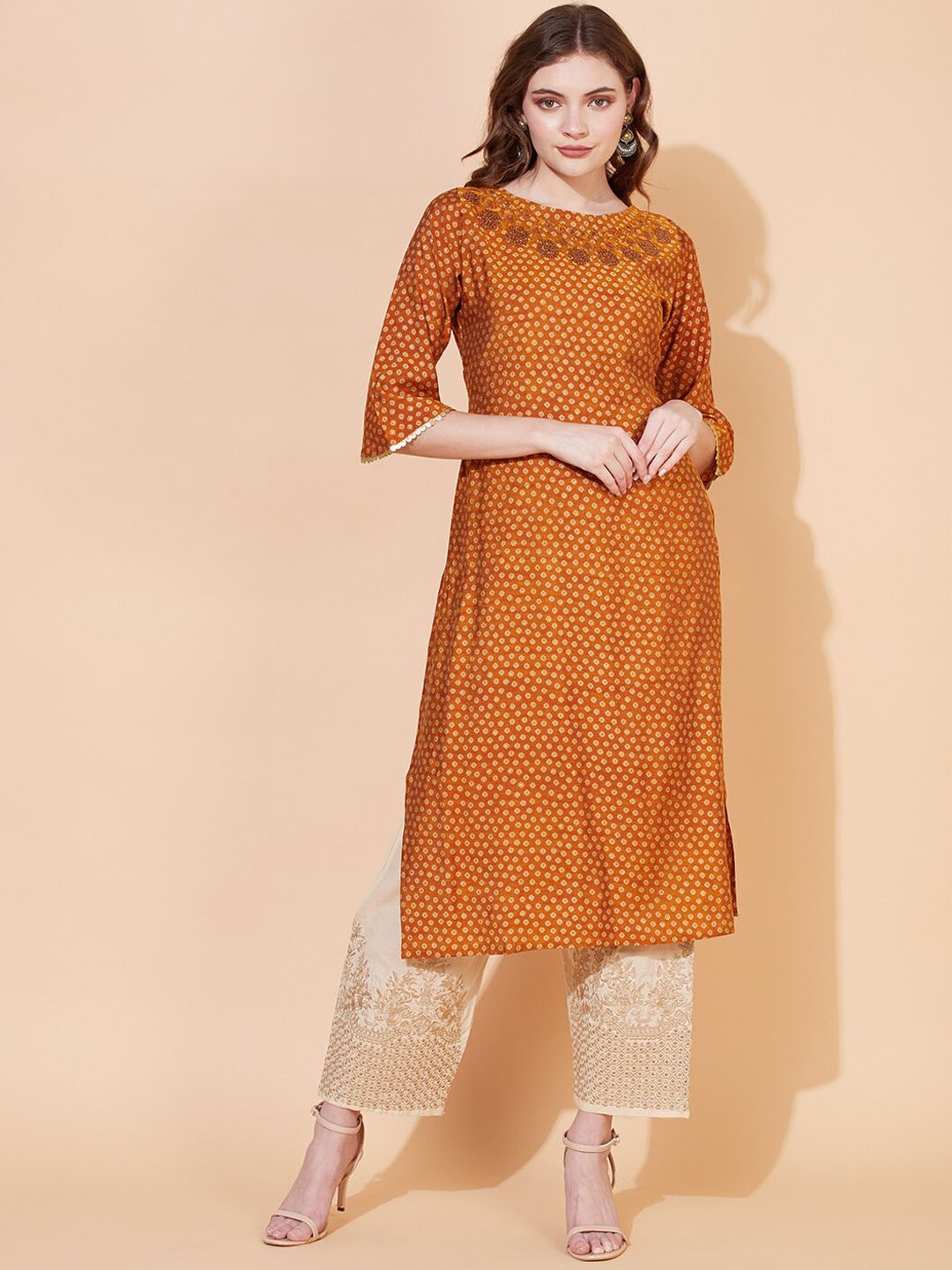 

FASHOR Women Mustard Yellow & Beige Floral Printed Straight Kurta