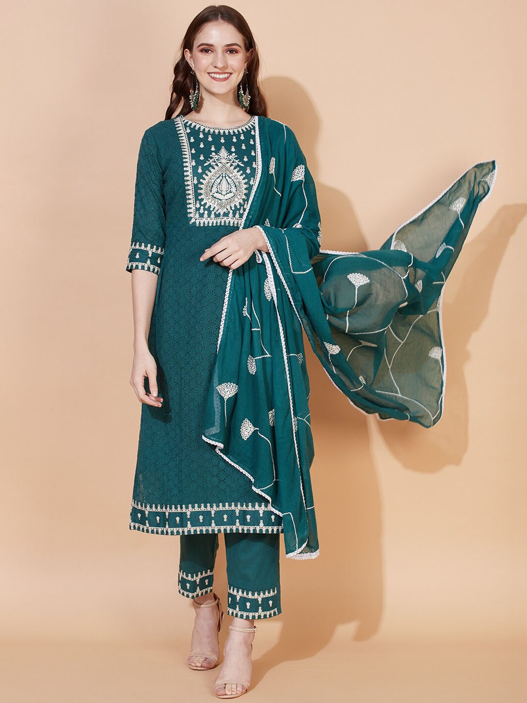 

FASHOR Women Ethnic Motifs Embroidered Straight Kurta with Trousers & With Dupatta, Green