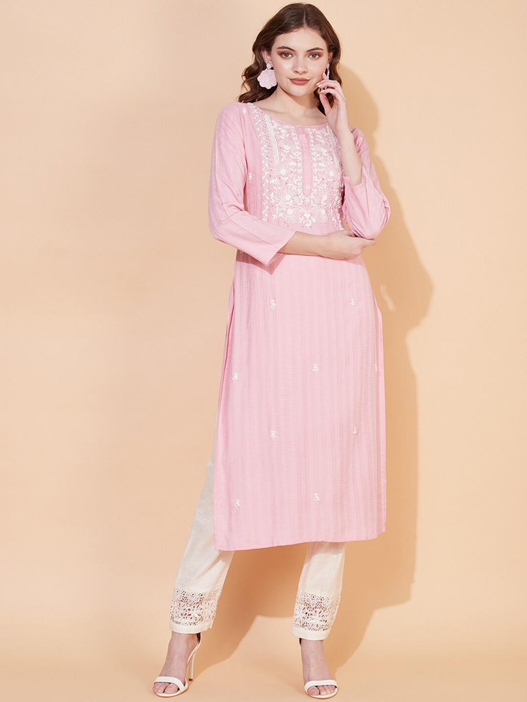 

FASHOR Women Pink & White Yoke Design Embroidered Kurta