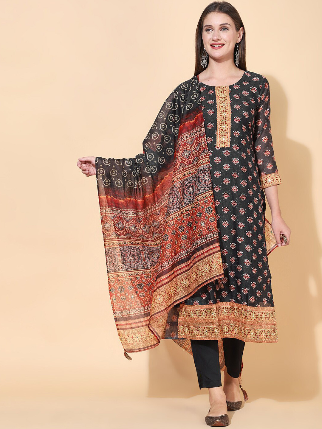 

FASHOR Women Printed Chanderi Silk Straight Kurta with Trousers & With Dupatta, Black