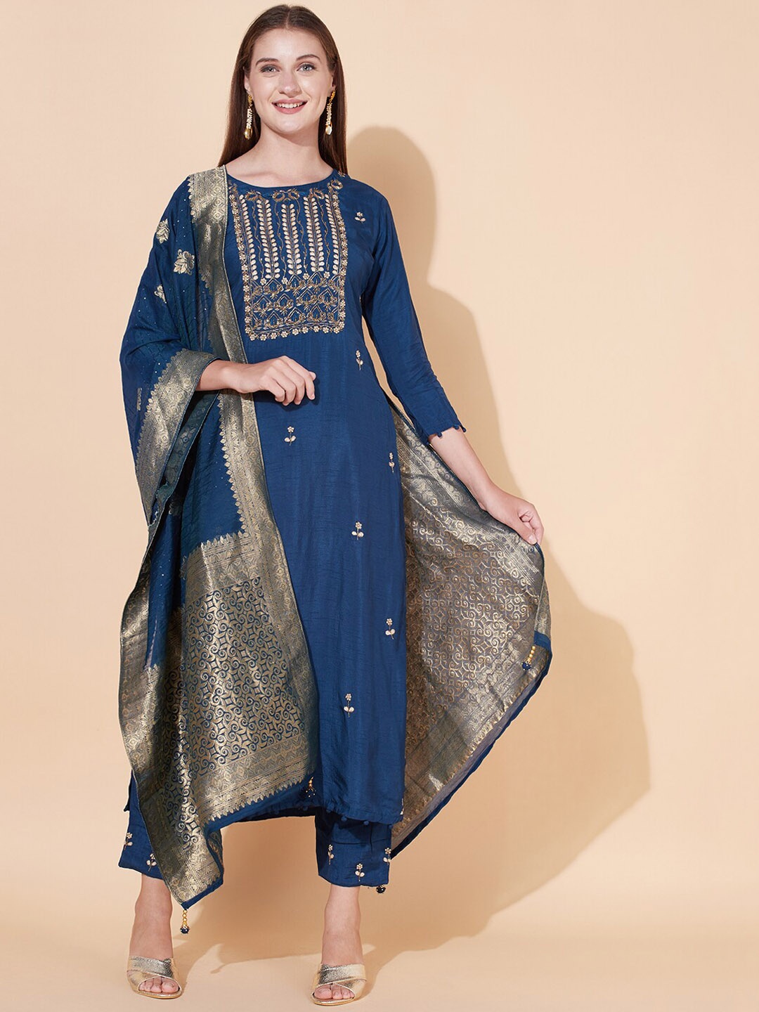 

FASHOR Women Floral Embroidered Kurta with Trousers & With Dupatta, Blue