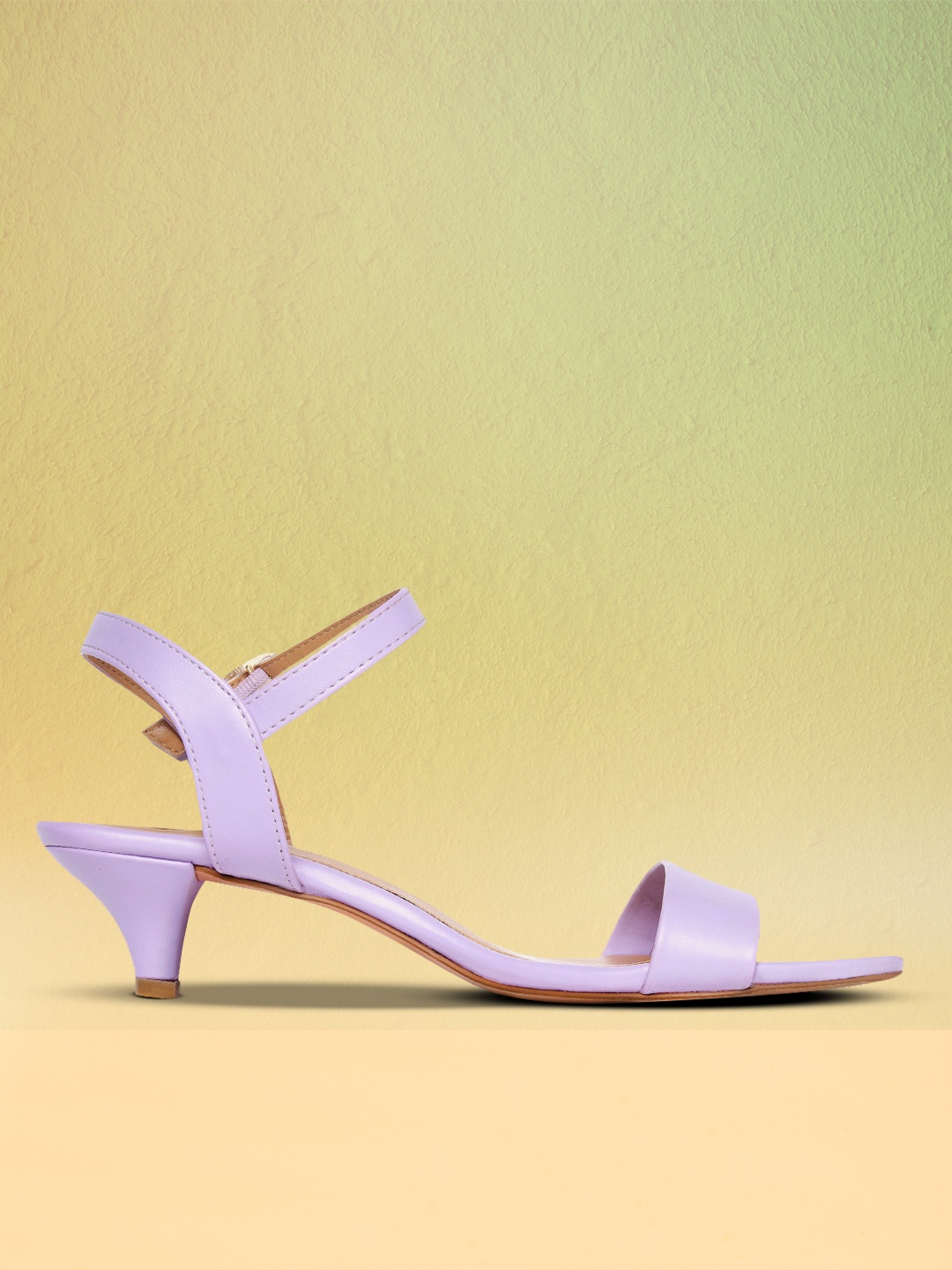 

Carlton London Lavender Solid Kitten Heels