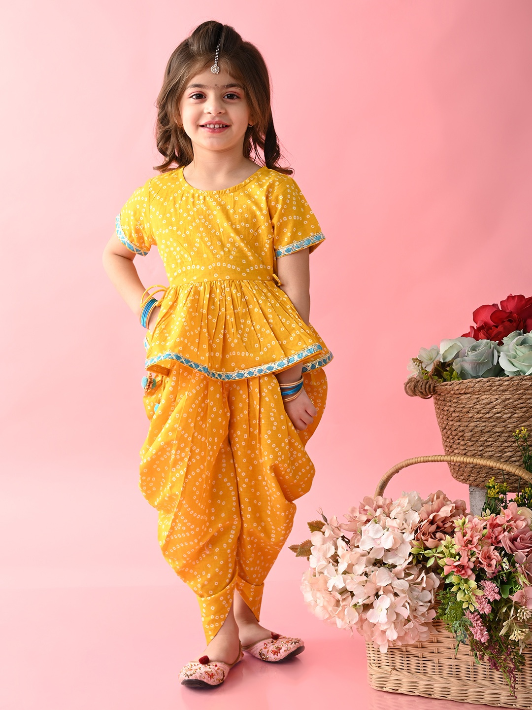 

SAKA DESIGNS Girls Ethnic Motifs Printed Empire Pure Cotton Kurta with Dhoti Pants, Yellow
