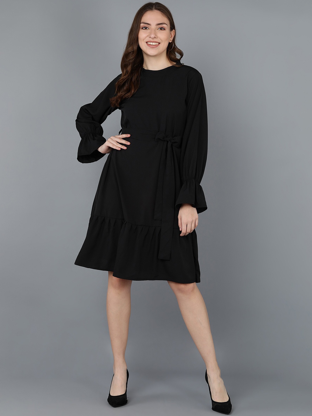 

Fashfun Black Solid High Neck Wrap Dress
