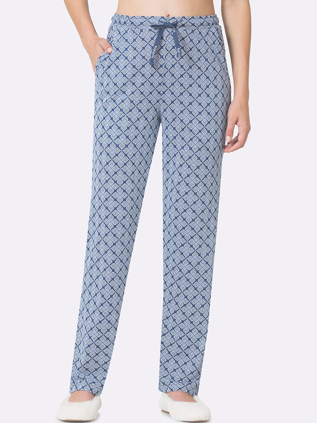 

Van Heusen Women Printed Lounge Pants, Blue