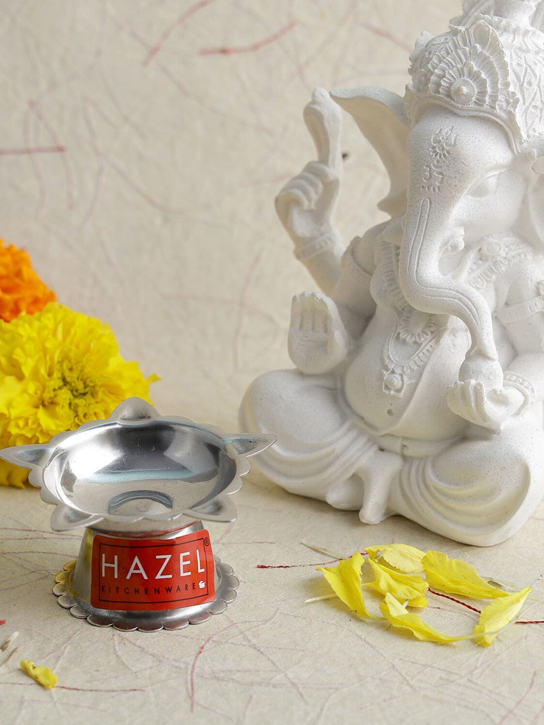 

HAZEL Silver Oil Lamp Deep