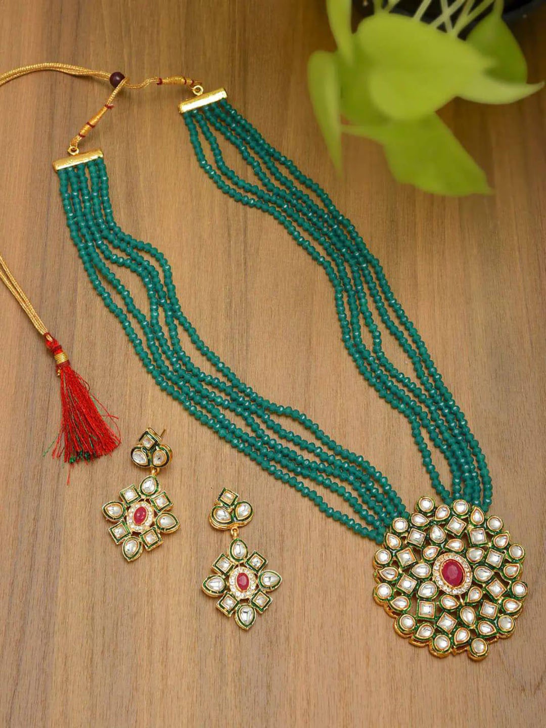 

LAFORWORD Gold-Plated & Green Stone-Beaded Jewellery Set