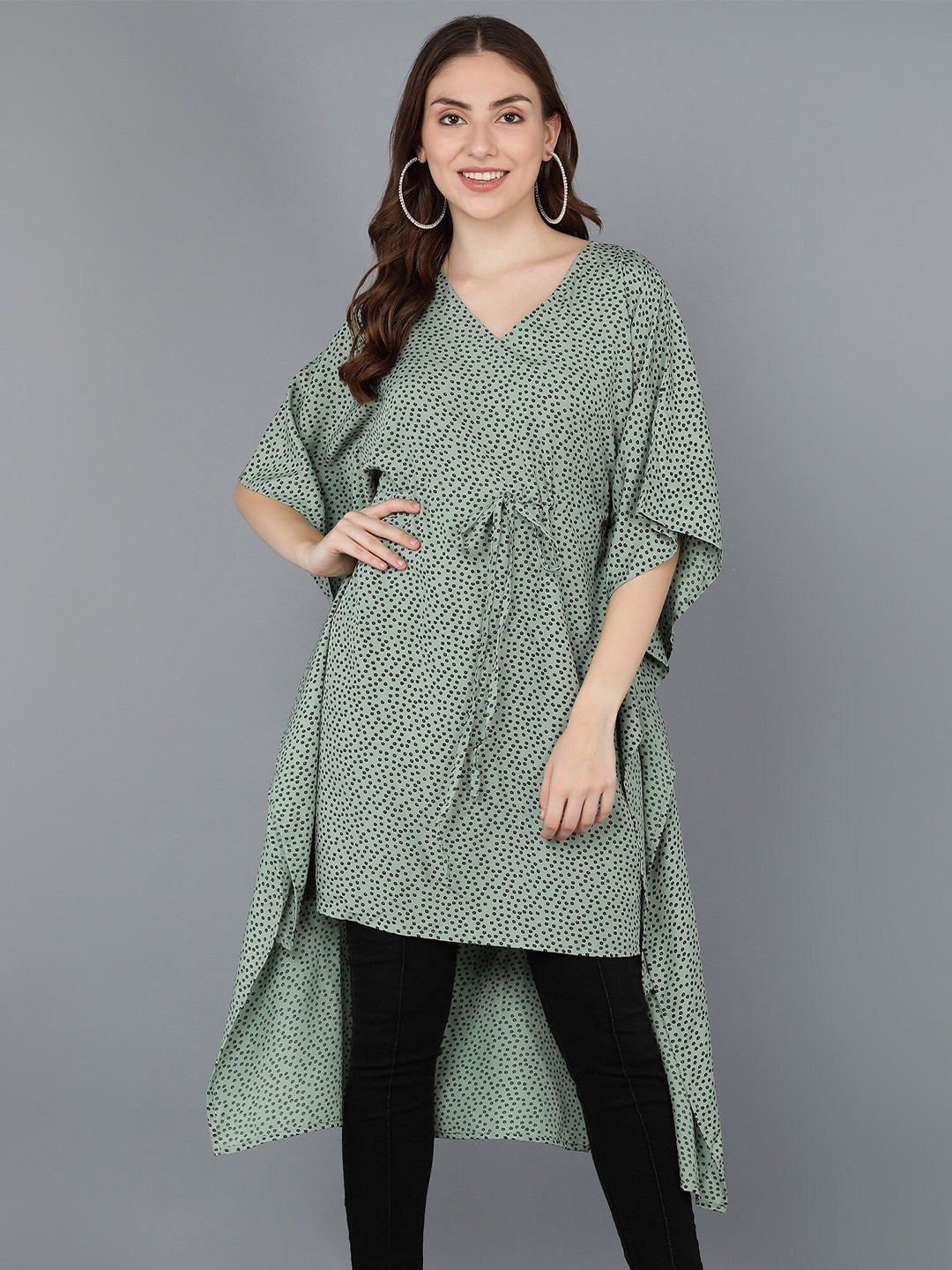 

Fashfun Women Green & Black Geometric Printed Kaftan Kurta