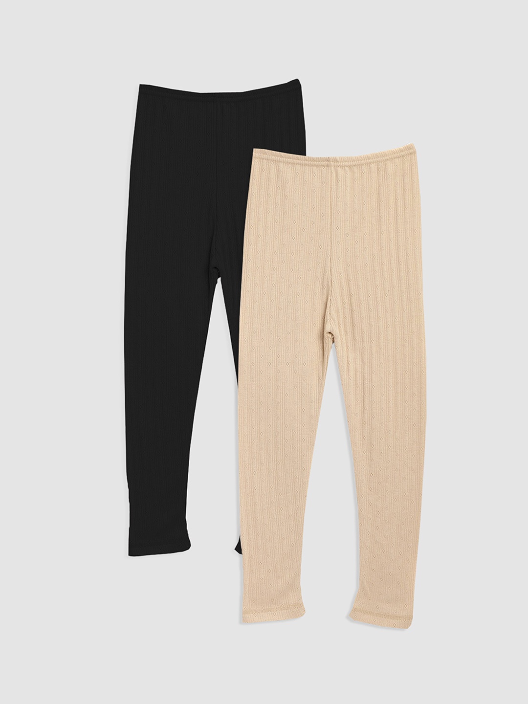 

Kanvin Girls Black & Beige Solid Cotton Thermal Bottoms