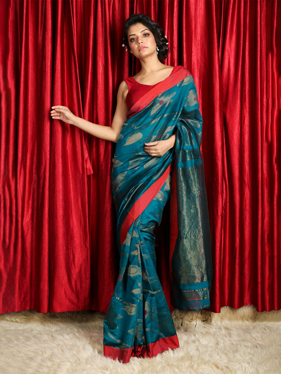 

Charukriti Blue & Red Woven Design Pure Cotton Saree