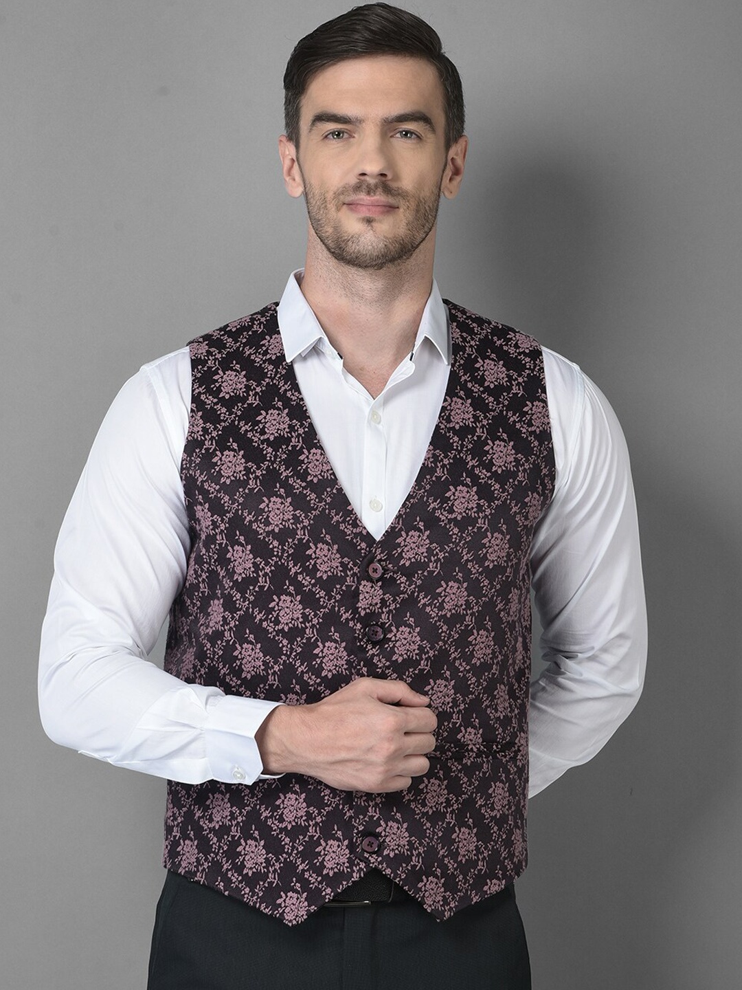 

Canary London Men Printed Waistcoat, Purple