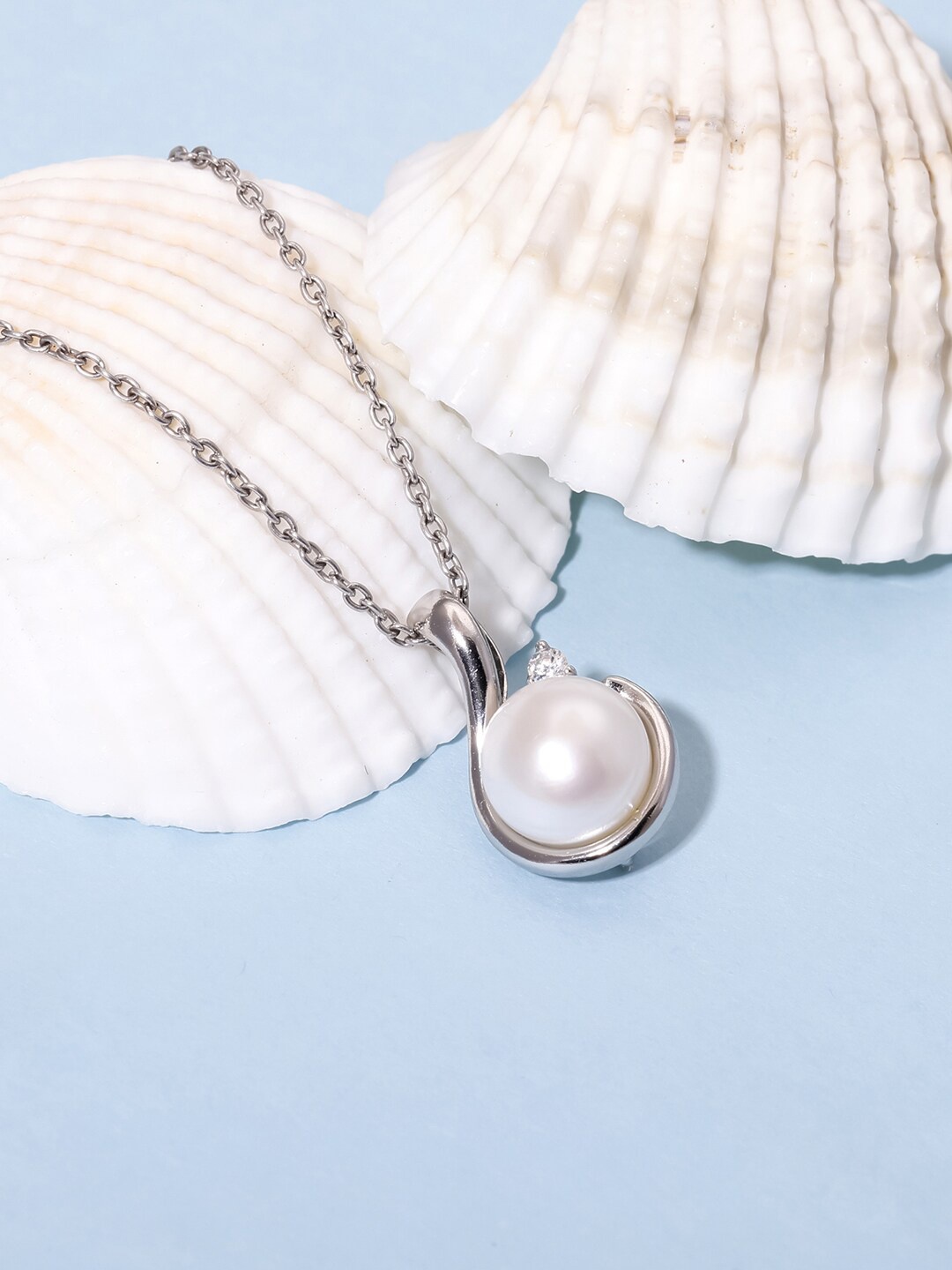 

GIVA Rhodium-Plated Silver Toned 925 Sterling Silver Pearl Beaded Pendant With Chain