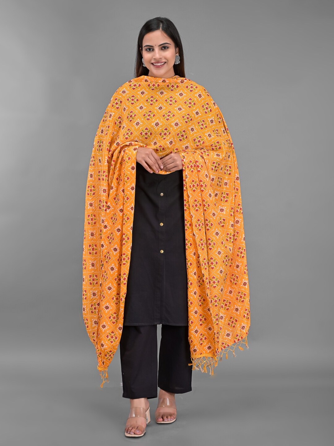 

Apratim Women Orange Ethnic Motifs Printed Dupatta