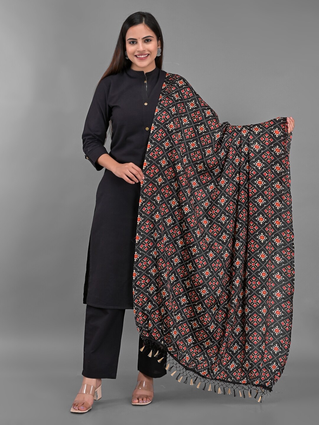 

Apratim Black & Red Ethnic Motifs Printed Dupatta