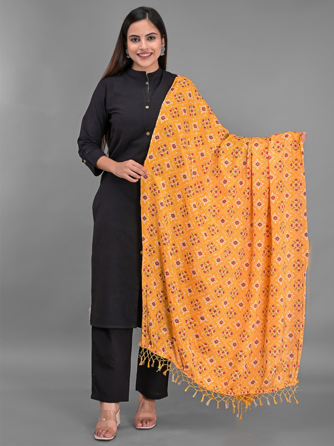 

Apratim Floral Printed Dupatta, Yellow