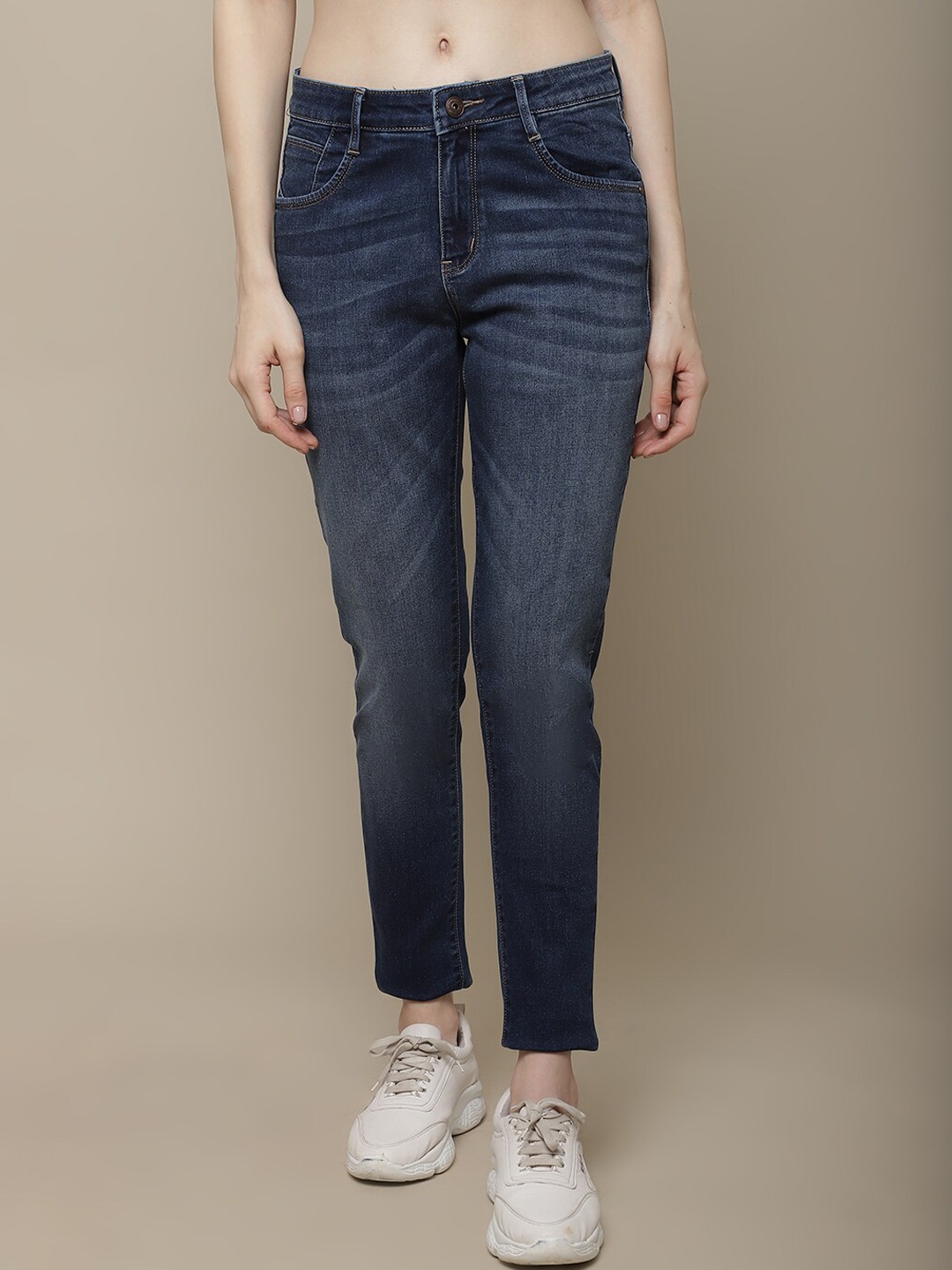 

Cantabil Women Slim Fit Light Fade Jeans, Blue