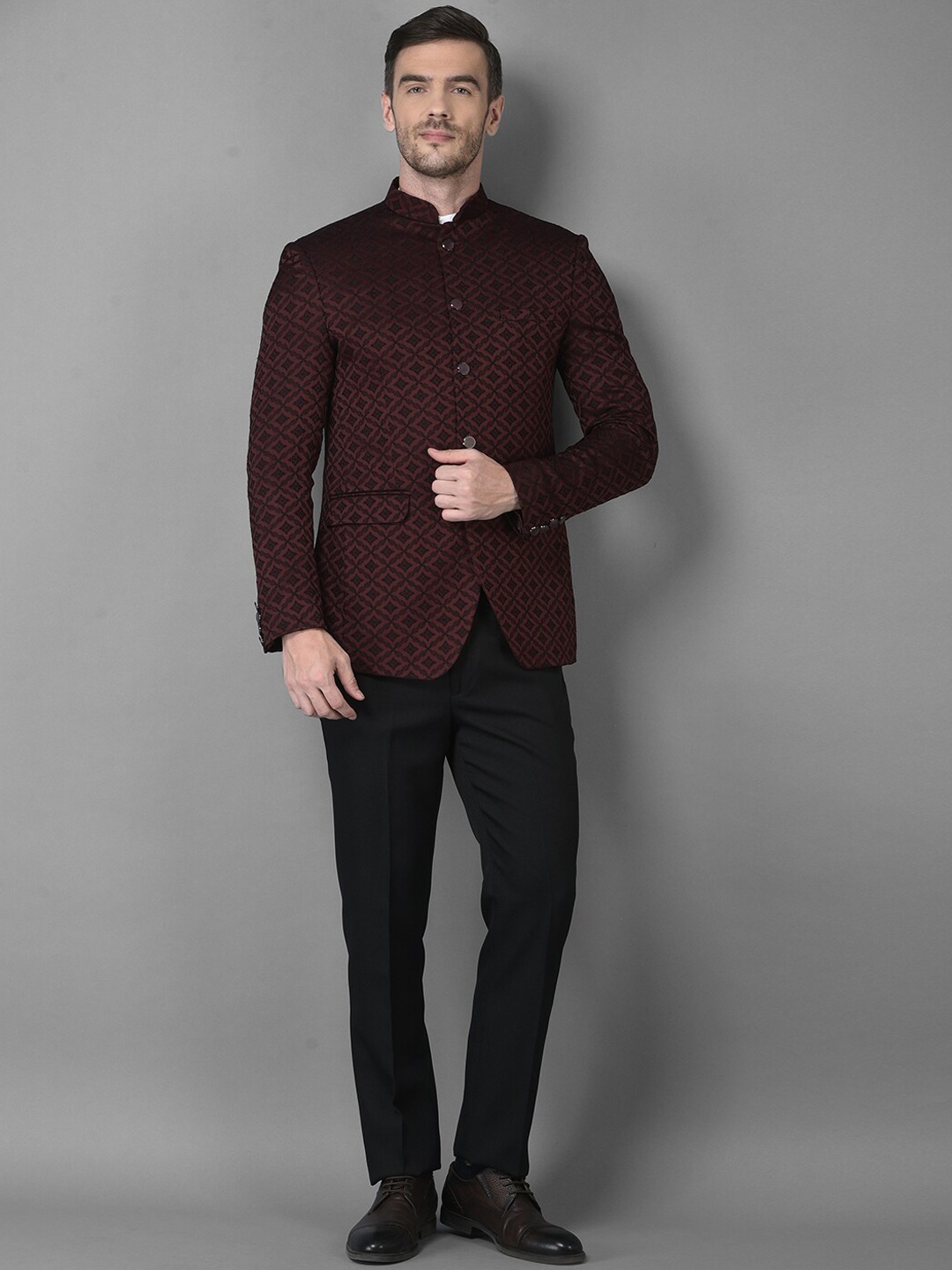 

Canary London Men Maroon Printed 2-Piece Bandhgala Suit Fit