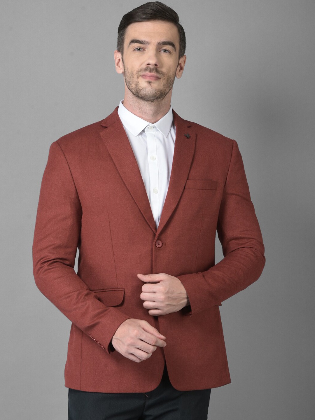 

Canary London Men Rust Solid Blazer
