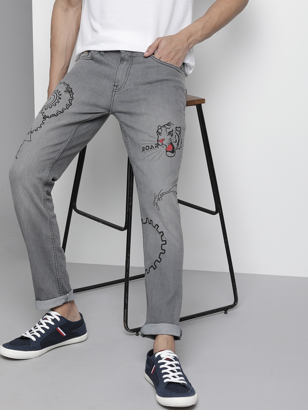 

The Indian Garage Co Men Grey Slim Fit Light Fade Printed Stretchable Jeans