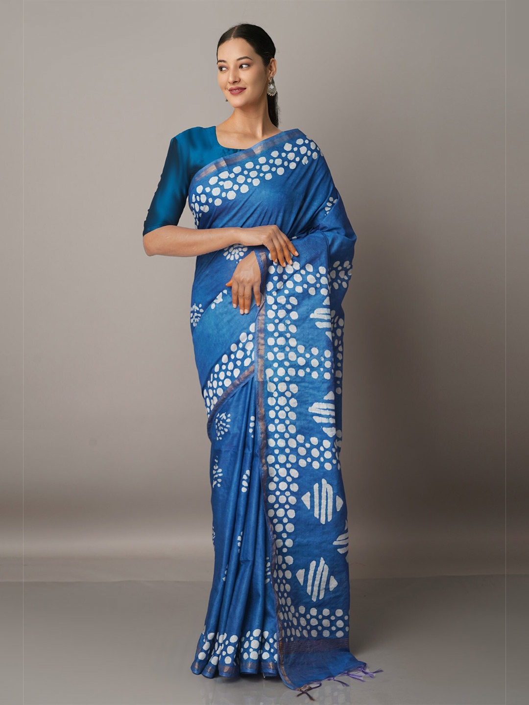 

Unnati Silks Blue & White Batik Zari Silk Blend Chanderi Saree