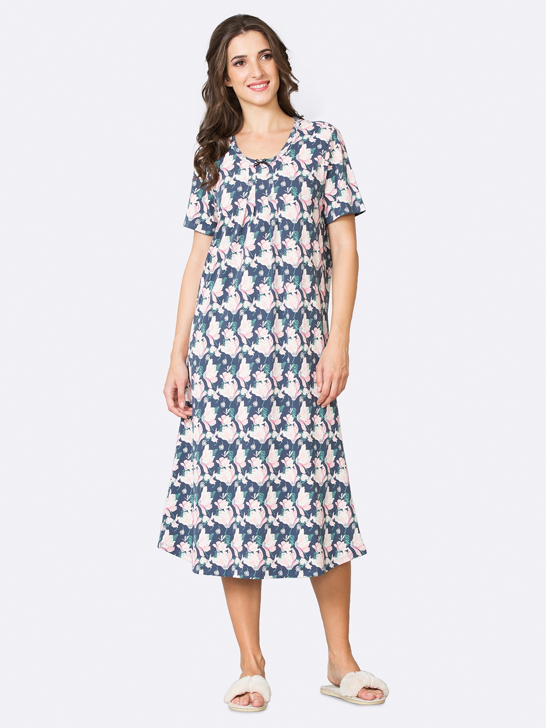 

Van Heusen Allover Print Round Neck Pleated Front Lounge Night Gown, Blue