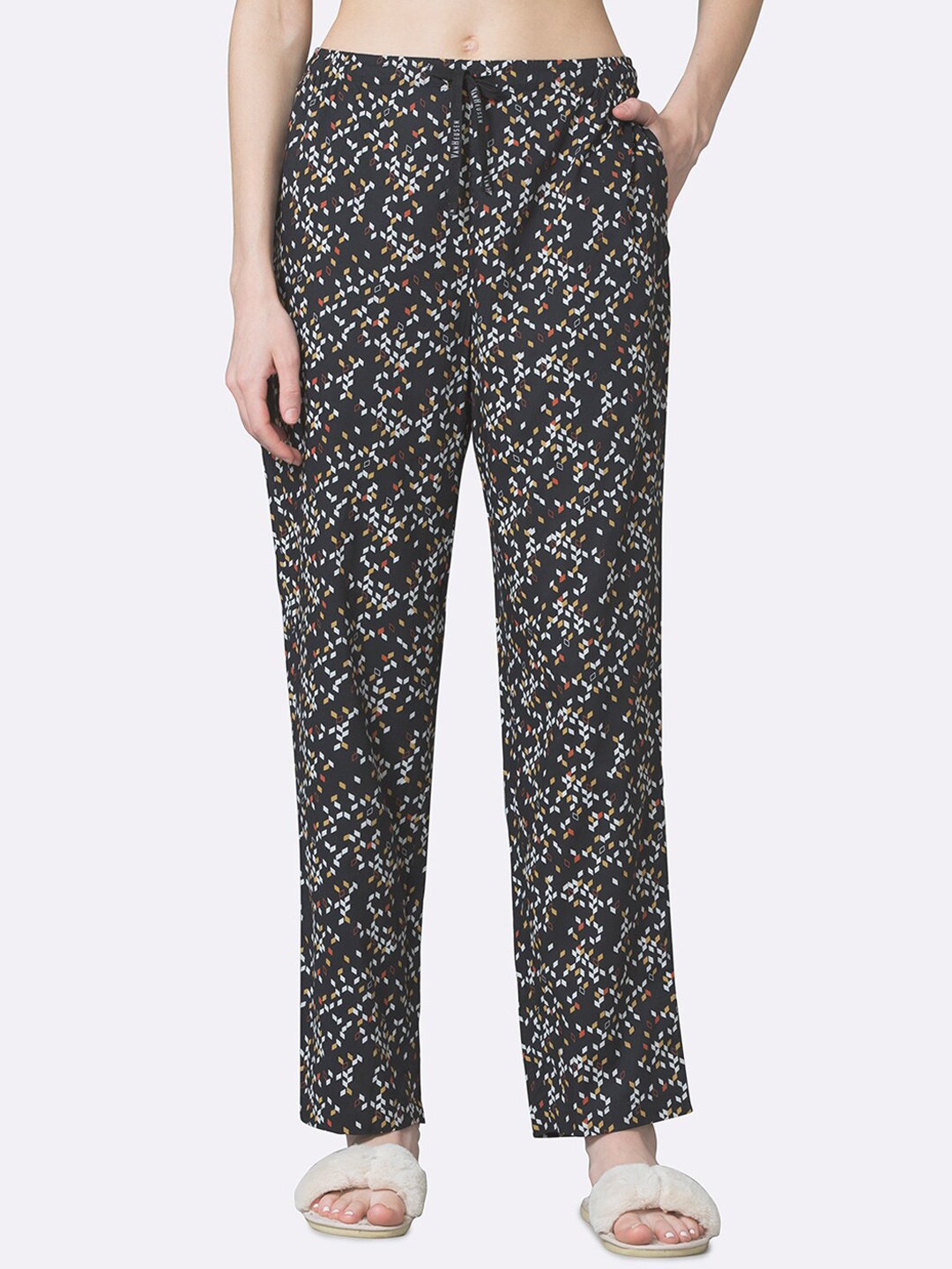 

Van Heusen Women Printed Lounge Pants, Black