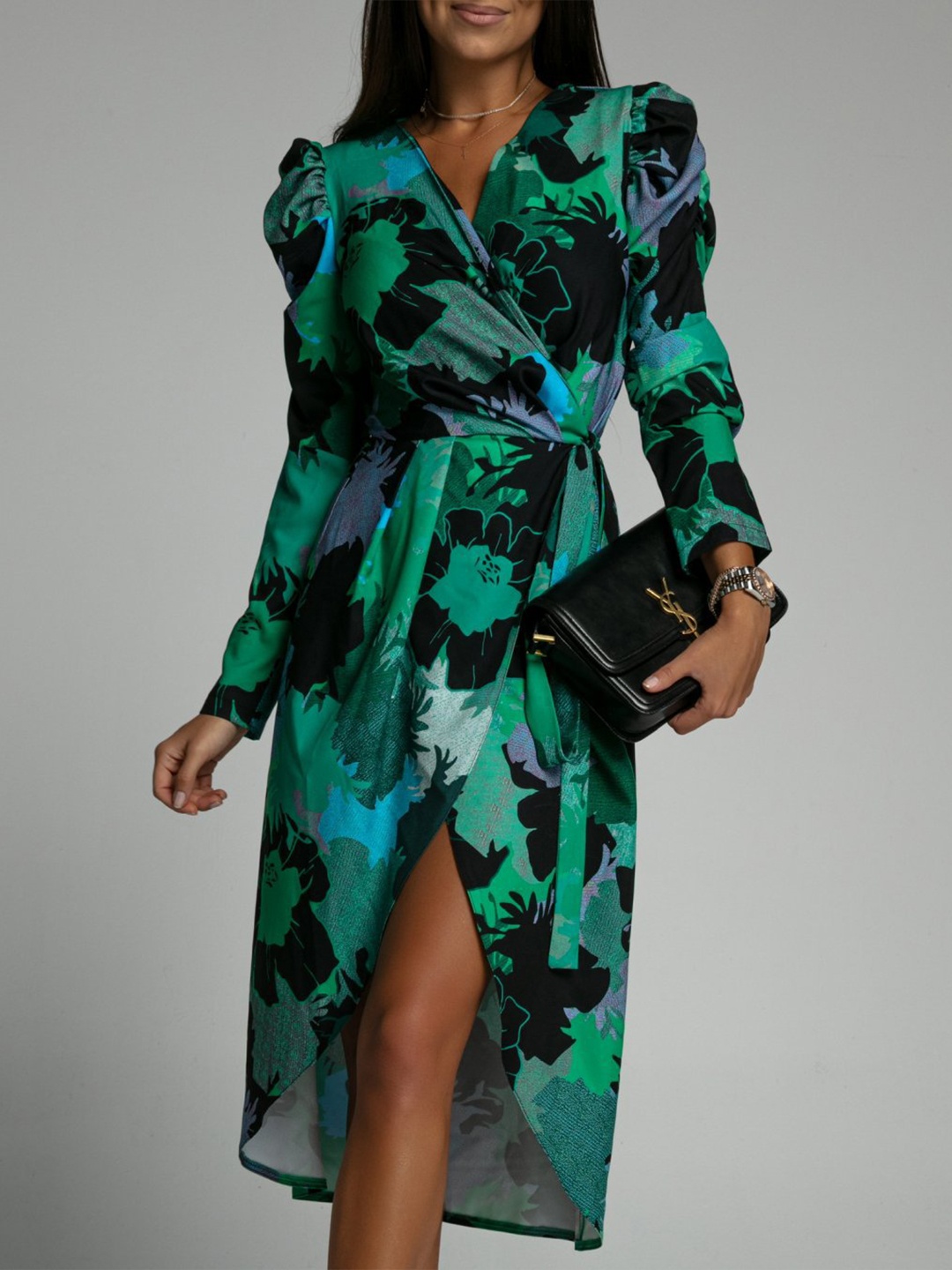 

BoStreet Green & Black Floral Printed Midi Dress