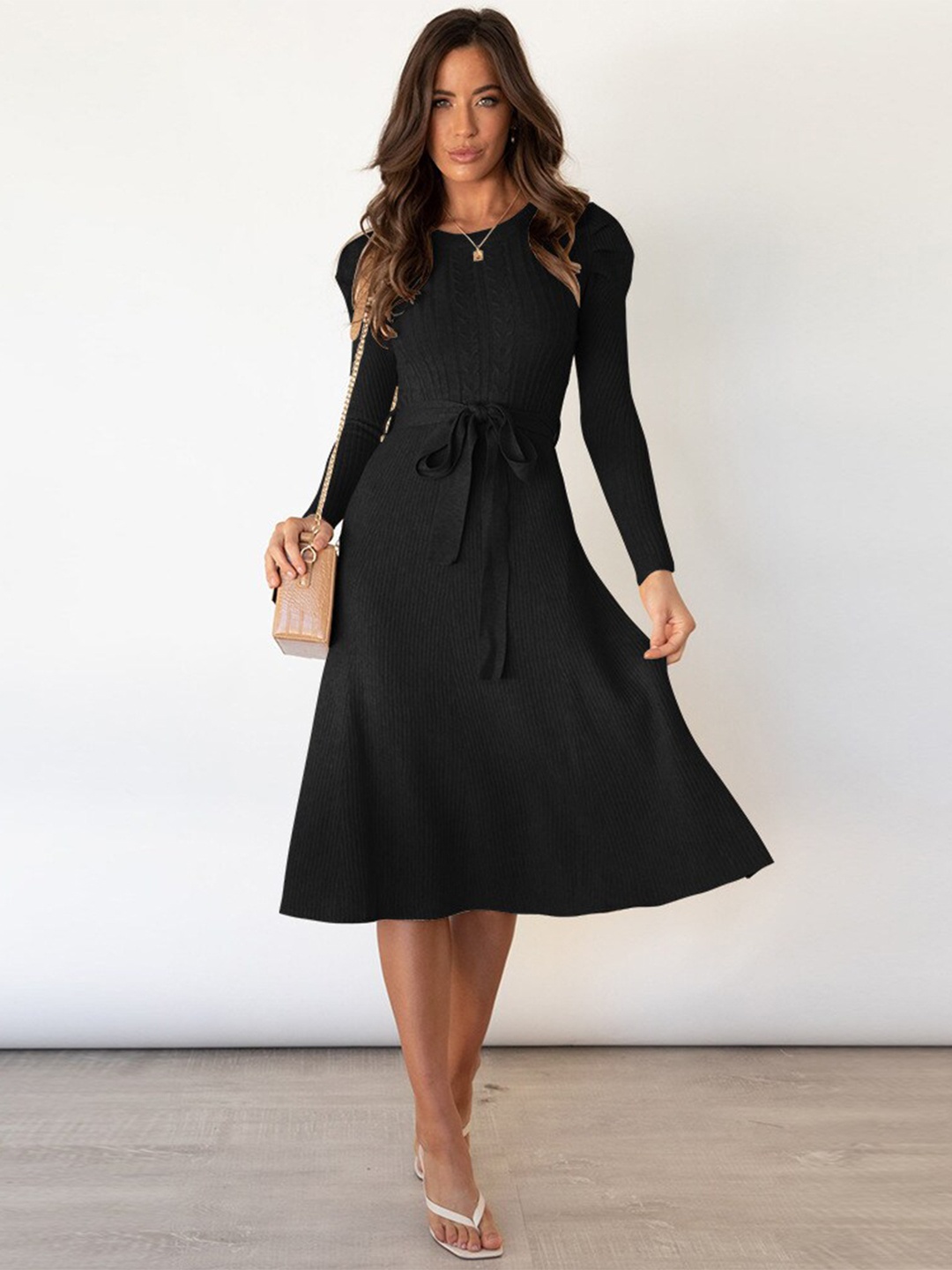 

BoStreet Black Solid Fit and Flare Midi Dress