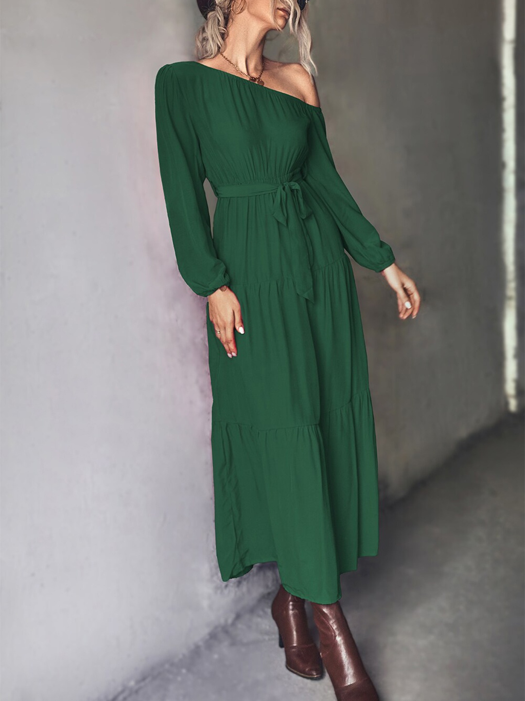 

BoStreet Green Solid Off-Shoulder Maxi Dress