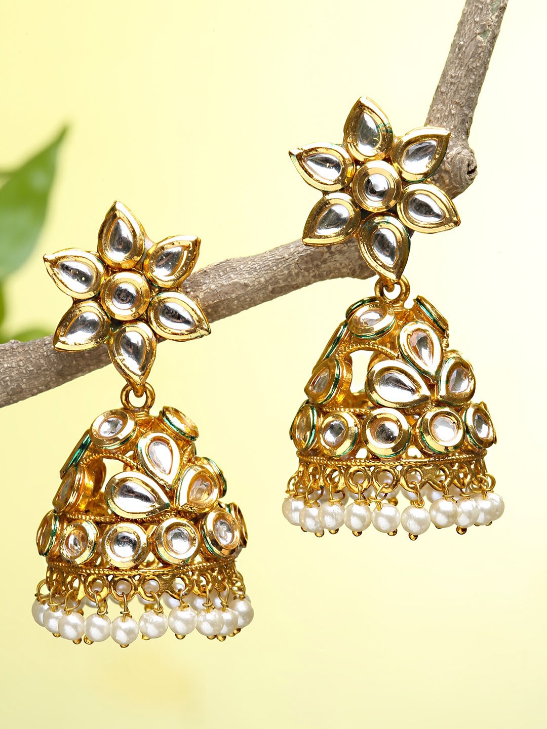 

KARATCART Women Gold-Toned Classic Jhumkas Earrings