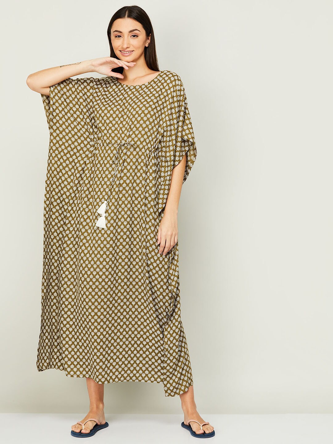 

Ginger by Lifestyle Green Ethnic Motifs Kaftan Midi Dress