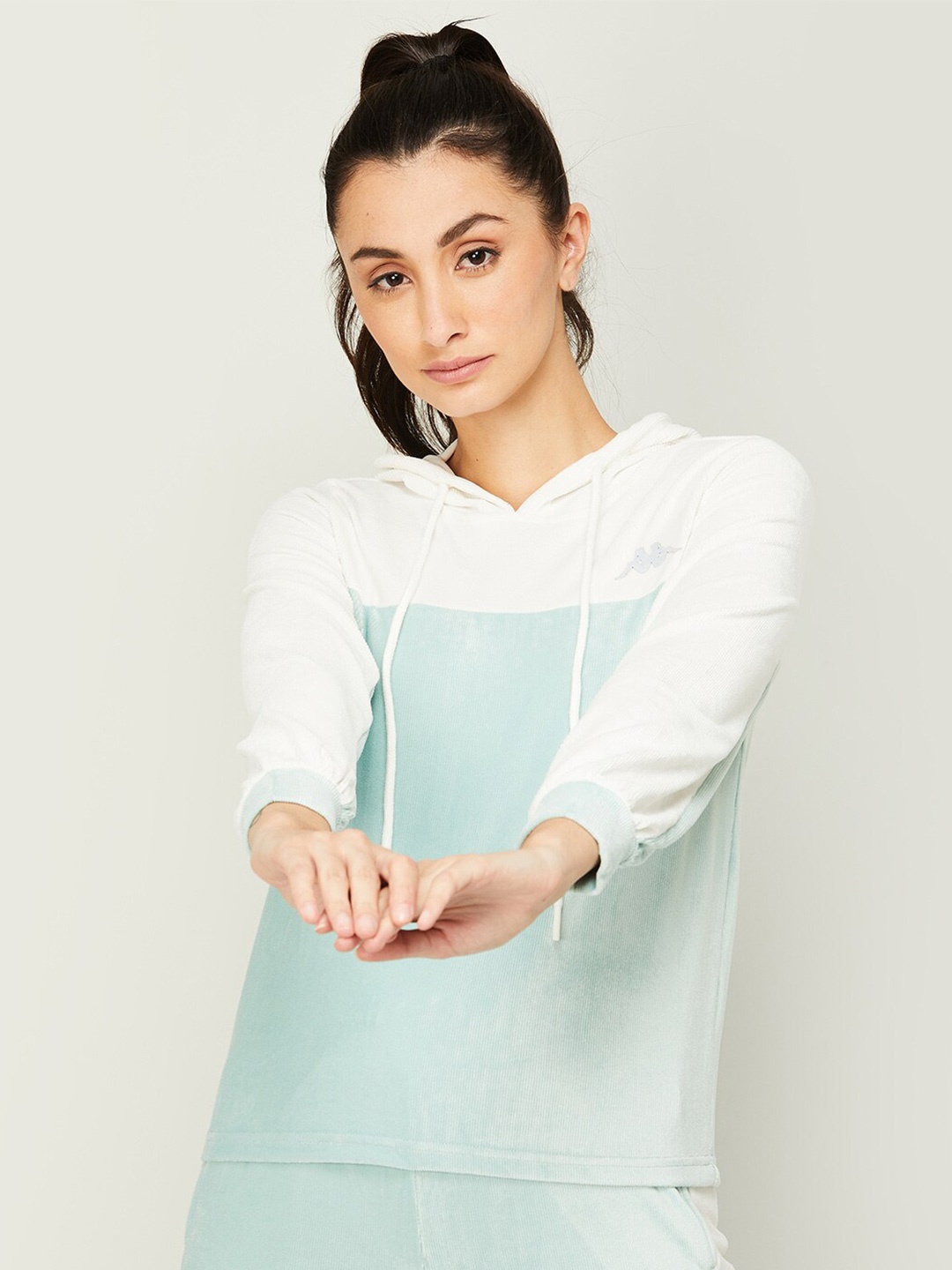 

Kappa Women Colourblocked Hooded Long Sleeves Pullover Sweatshirt, White