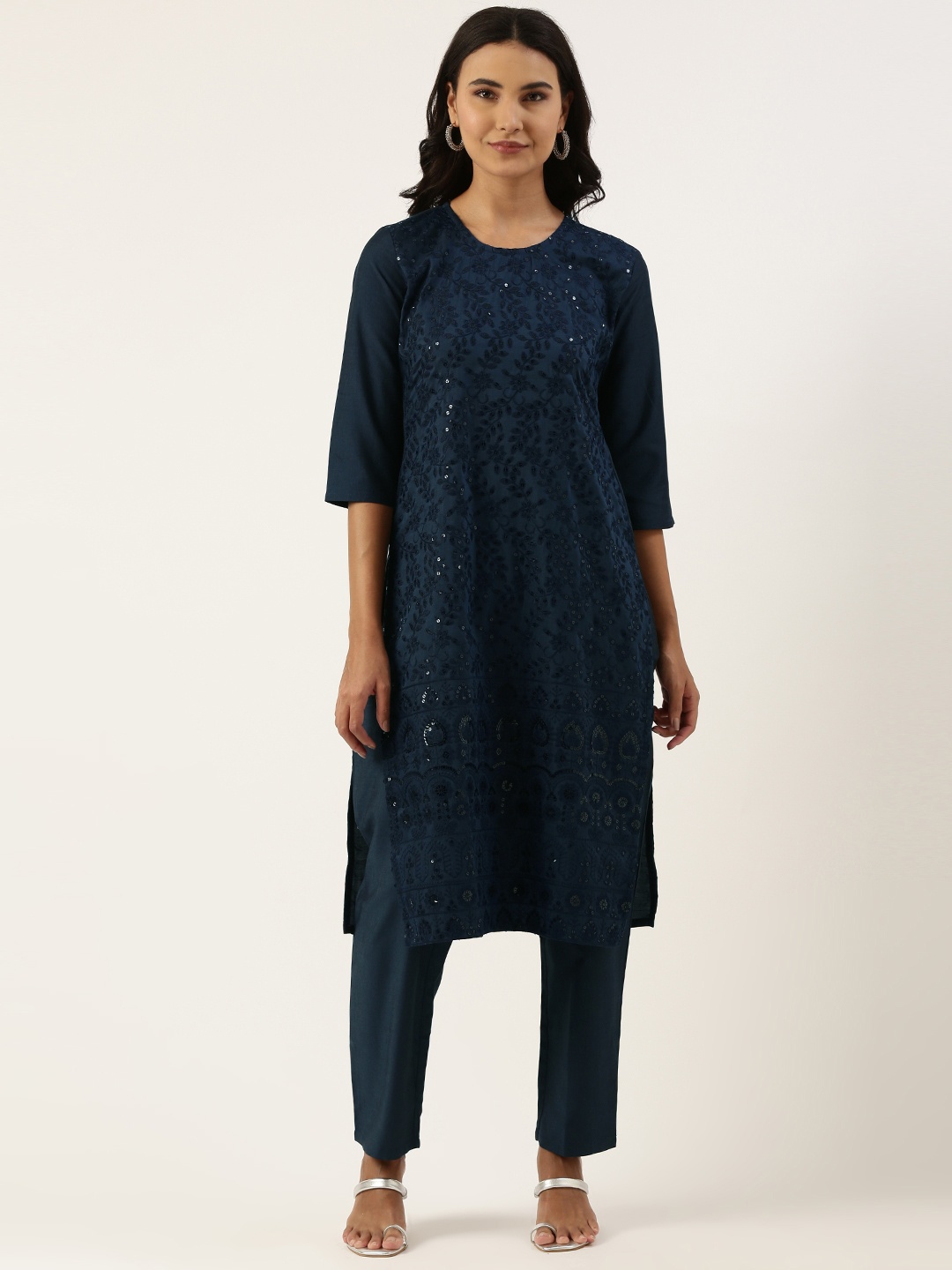 

SWAGG INDIA Women Navy Blue Chinon Embroidered Chikankari Kurta with Trousers