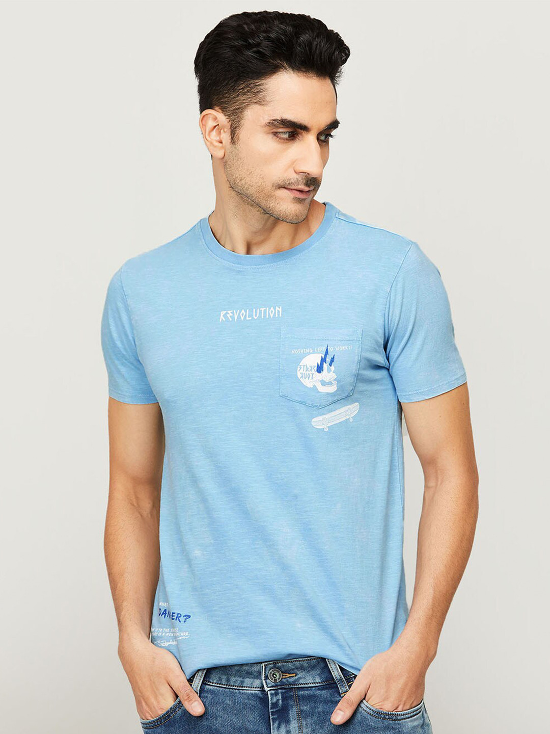 

Forca Men Blue Solid T-shirt