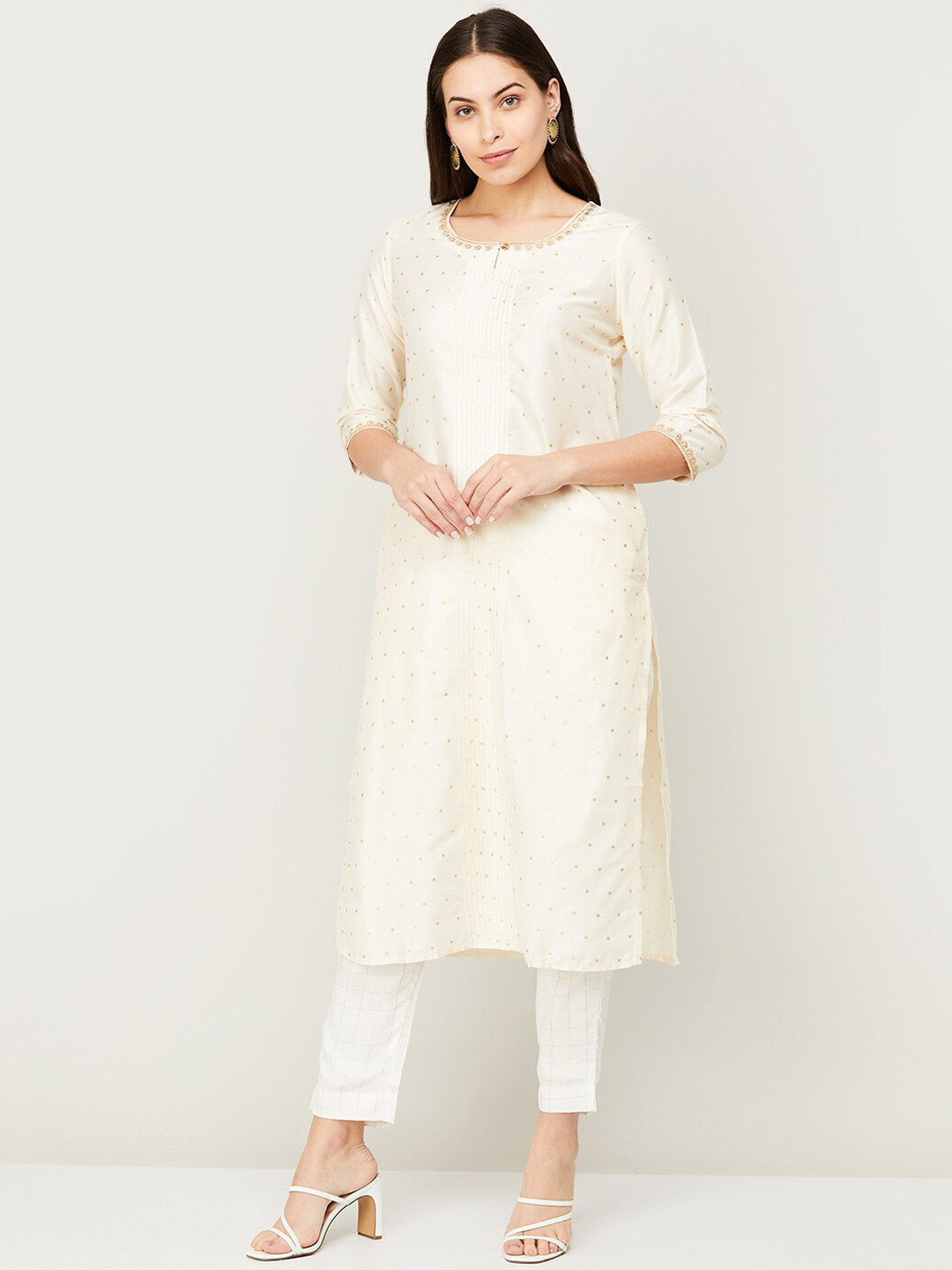 

Melange by Lifestyle Women White & Gold-Toned Geometric Kurta
