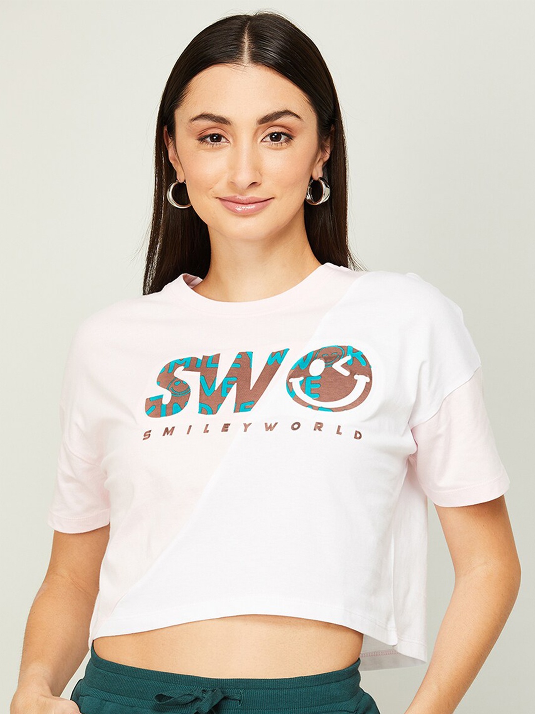 

SmileyWorld Women Pink & White Print Extended Sleeves Crop Pure cotton Top