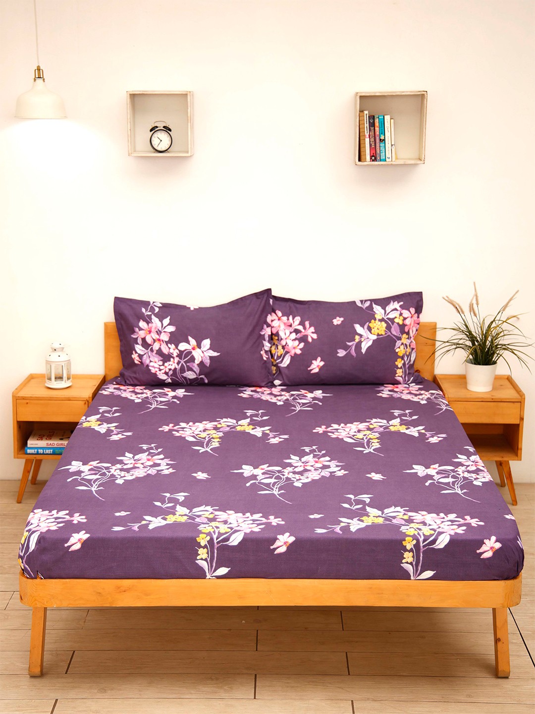 

Ariana 140 TC Floral Print Flat Queen Size Bedsheet With 2 Pillow Covers, Purple