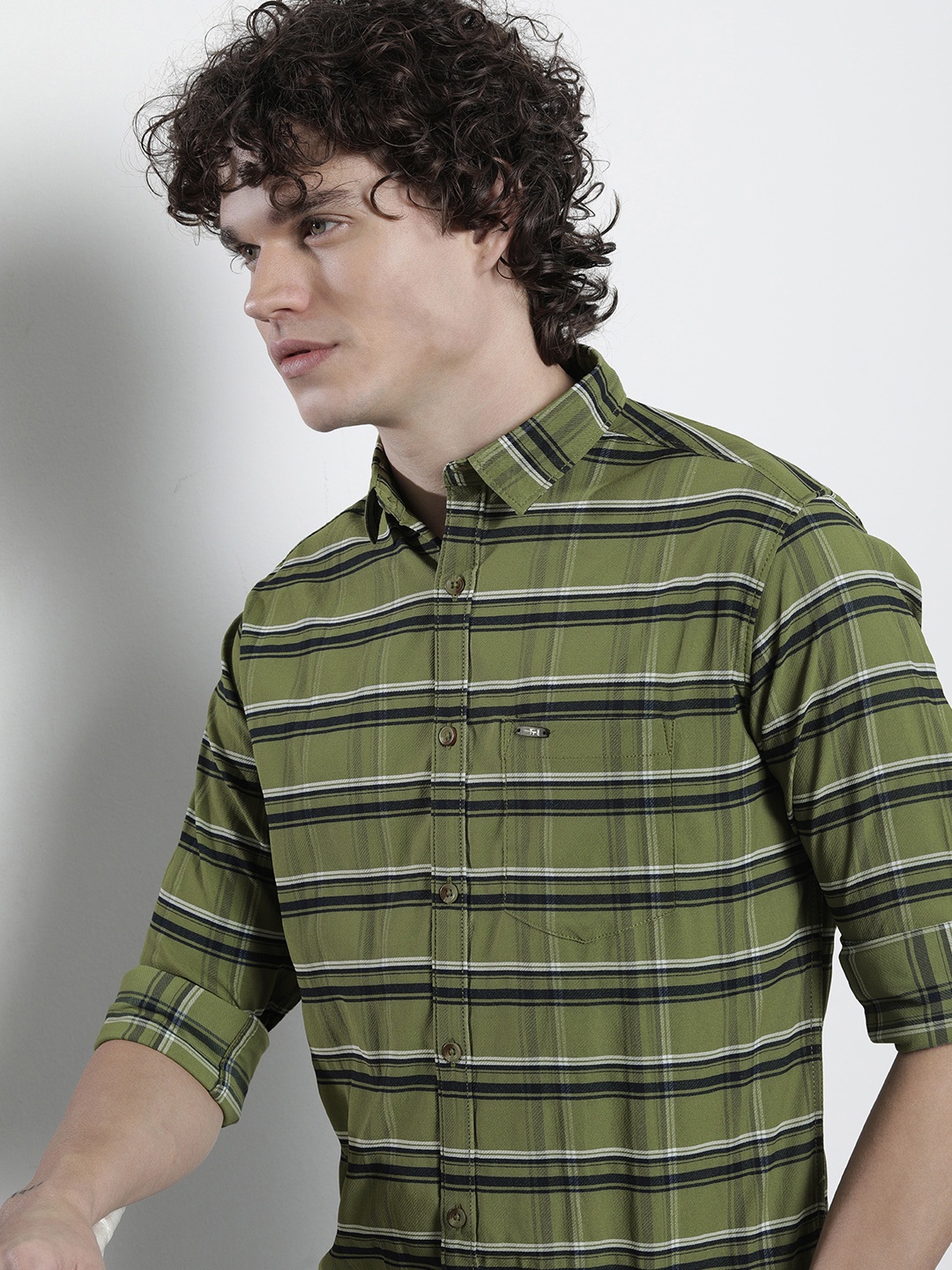 

The Indian Garage Co Men Checked Casual Shirt, Green