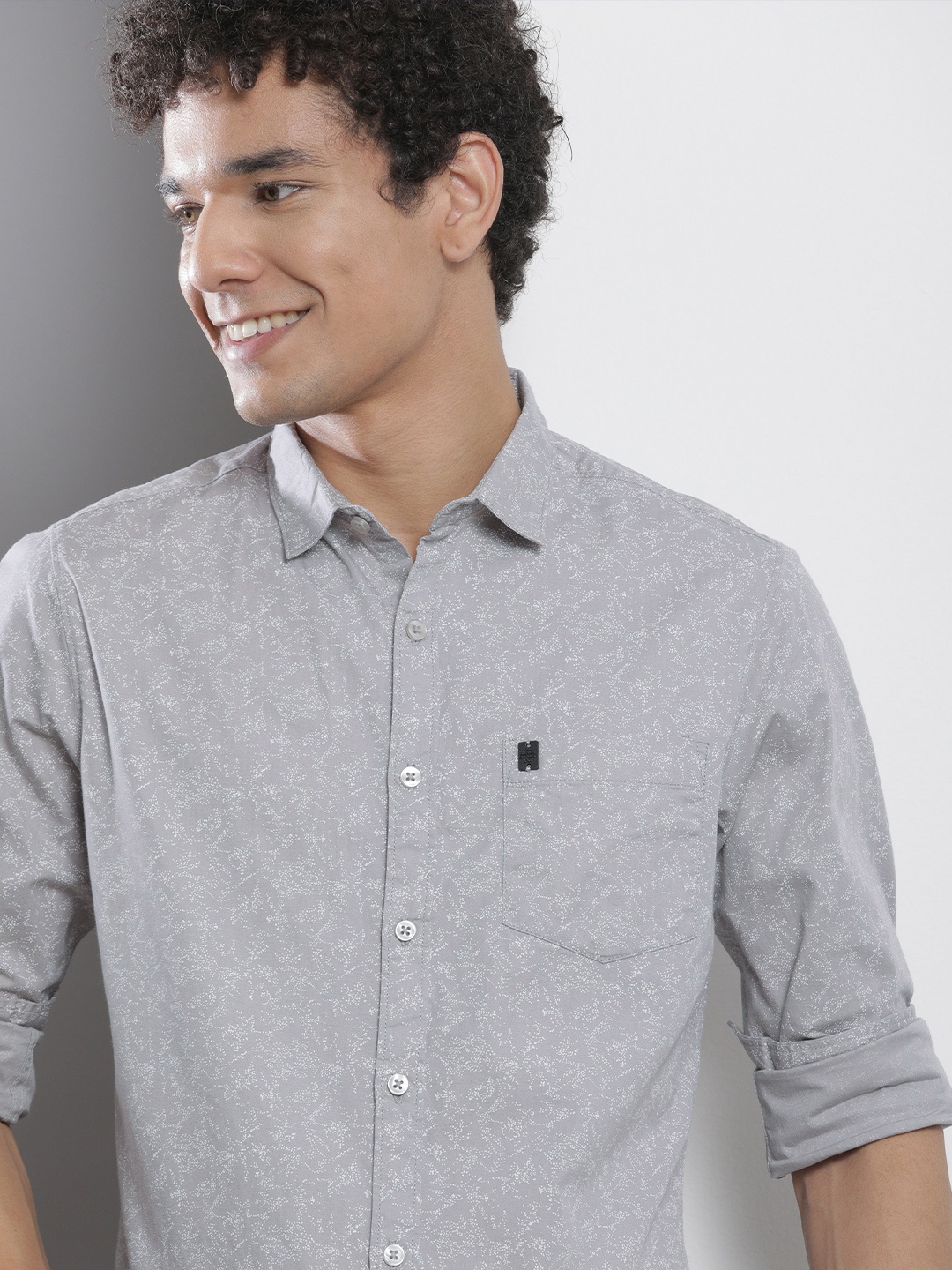 

The Indian Garage Co Men Grey Printed Pure Cotton Casual Shirt