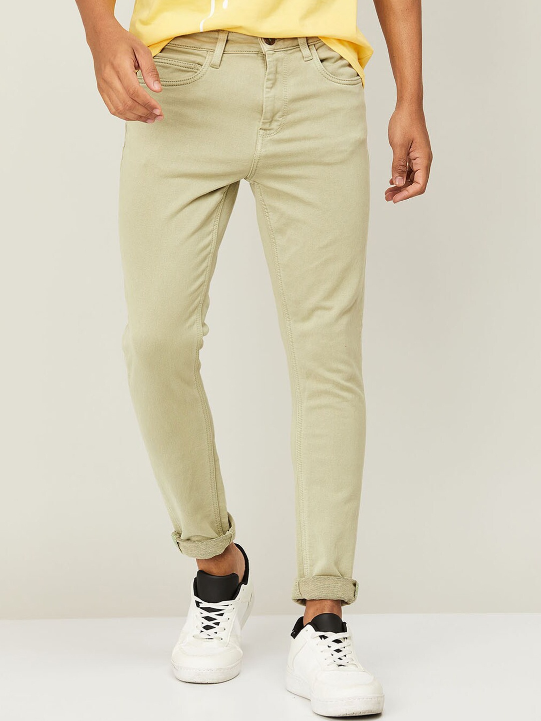

Bossini Men Solid Cotton Jeans, Green